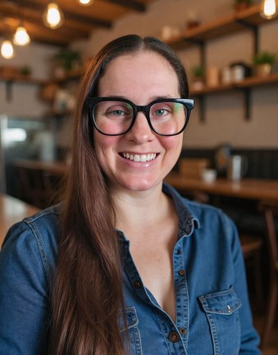 Cris, Marketing & Content Creator